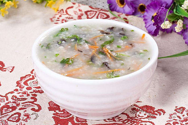 秋冬幹燥吃什麼 5款養生粥最好 鴨肉海帶蘿卜粥
