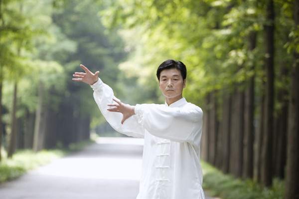 冬季練習太極拳好嗎 會影響到氣血嗎