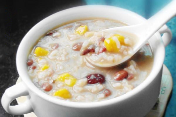 紅薯西米粥怎麼做_吃瞭有什麼好_紅薯的功效與作用 紅薯西米粥