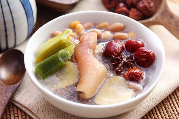 豬蹄湯
