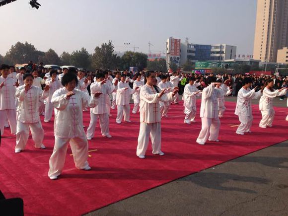 簡化24式太極拳 十大動作要領要牢記