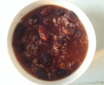 美容又養顏的桑葚粥怎麼做