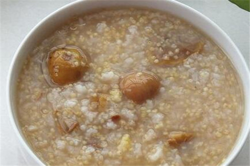 栗子小米粥怎麼做_功效_適用人群