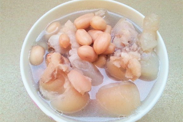 不知道產後喝什麼湯 試試小編推薦的營養湯