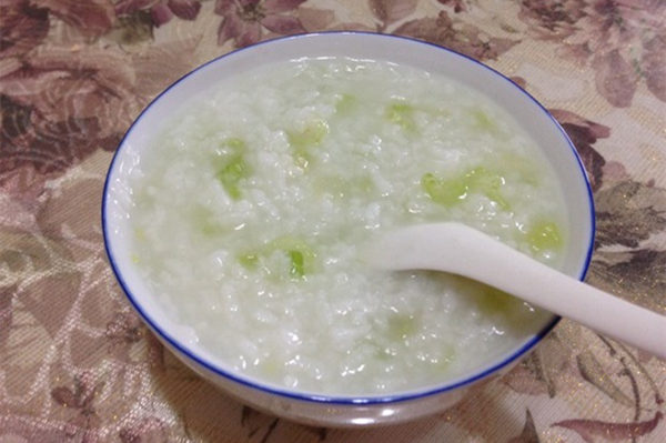 喝什麼粥降血壓_哪些粥降血壓_高血壓喝什麼粥好