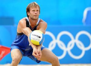 你不知道吧 排球也可以用腳玩的