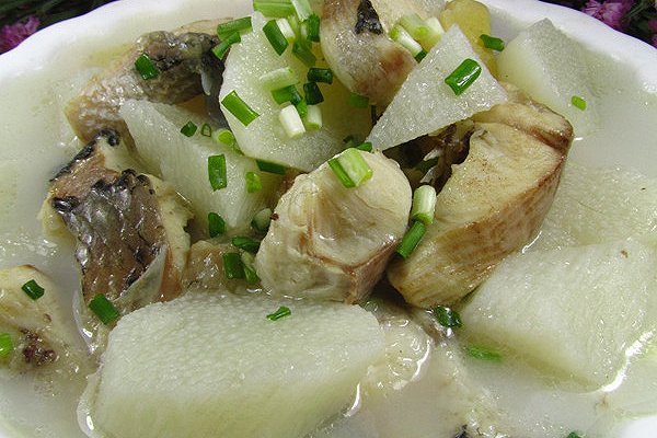 對產後子宮脫垂說不 多吃兩款藥膳來預防