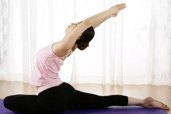 快速瘦腿的方法 瑜伽瘦腿動作