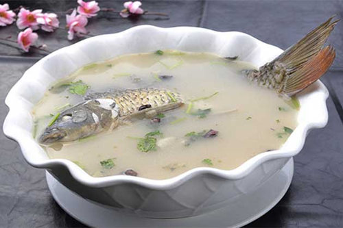 清蒸鯉魚湯